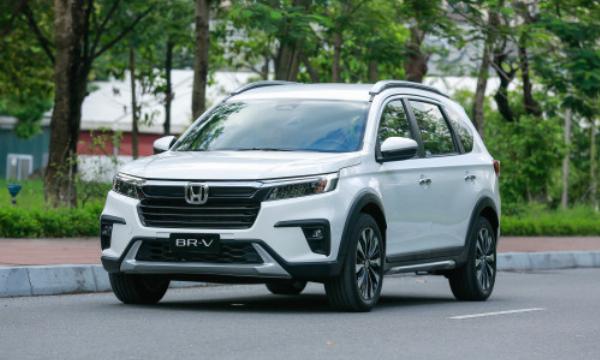 Giá xe Honda Brv [company field=